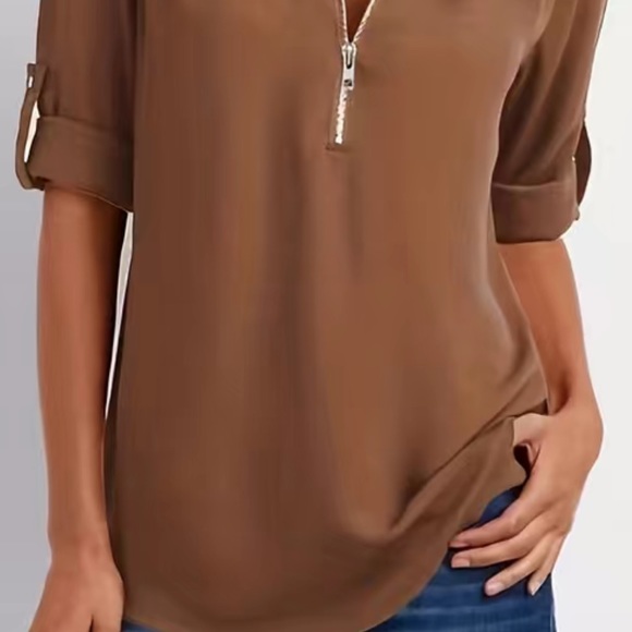 V Neck Mauve-Like Top With Zipper Quarter Ruched Sleeve - Picture 3 of 4